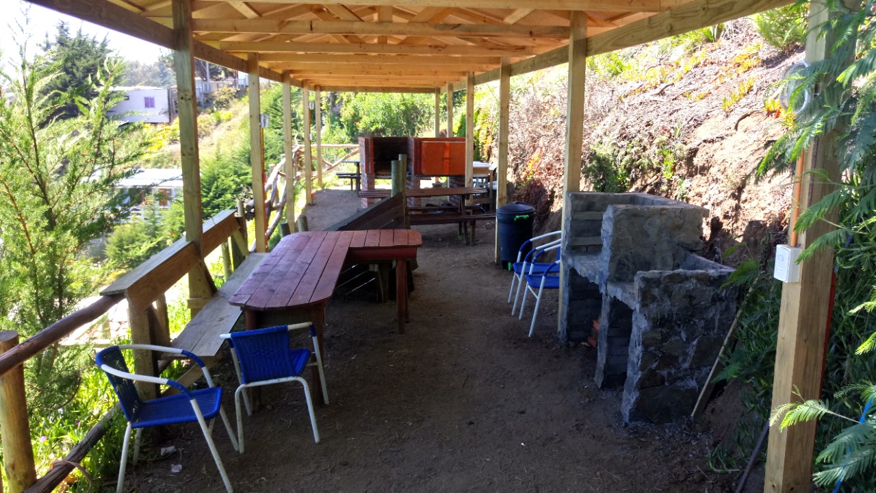 Área de asado quinchos cabañas Pelluhue